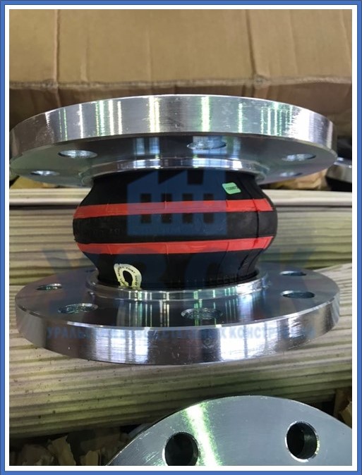 компенсатор резиновый фланцевый в Батайске