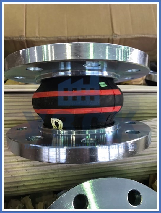 компенсатор резиновый фланцевый в Батайске